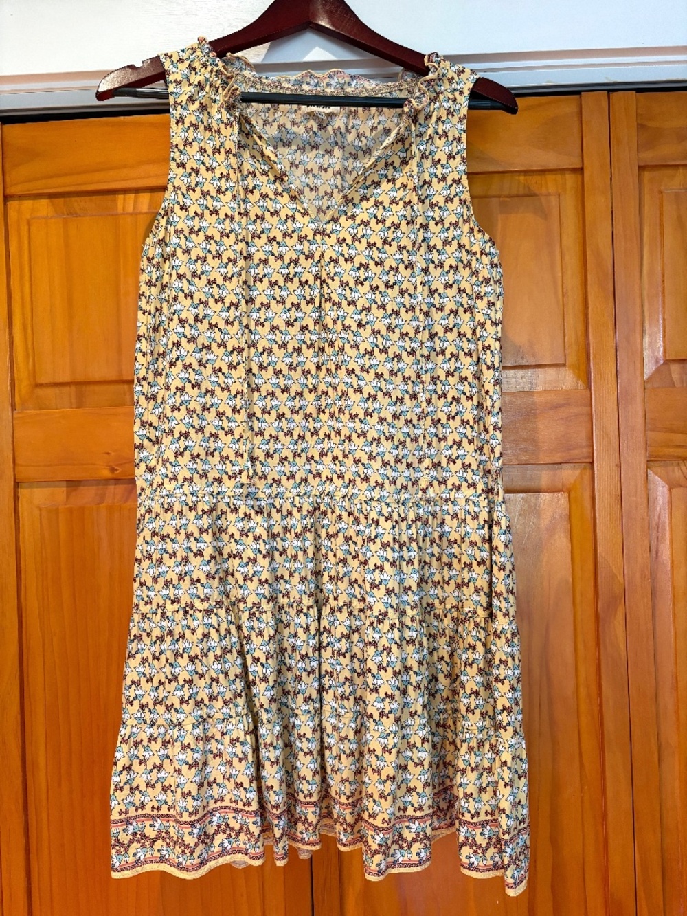 Max Studio Sleevless Floral Dress, Yellow Size Medium Boho